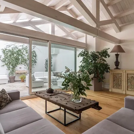 Heima Apartment *
